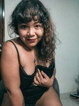 Fiona — 3 / 6