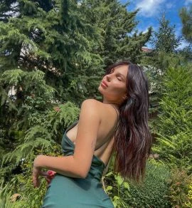 sweetgirl — 8 / 9