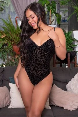 Sara Castillo, Escort, Xico