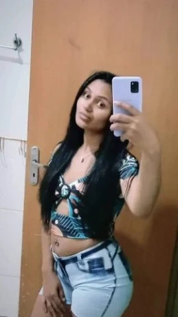 Rebeca Sanchezz — 2 / 5