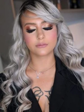 Nicolly Camargo — 5 / 8