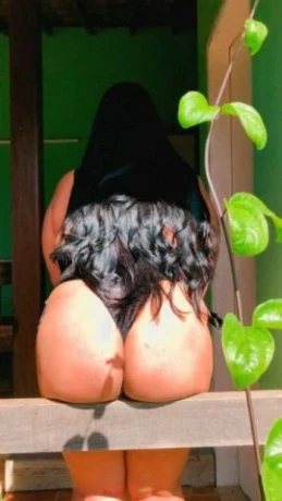 Nicole Lima — 2 / 5