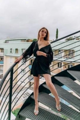 Eliza — 8 / 9
