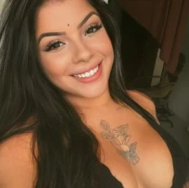 Luna Reis — 4 / 5