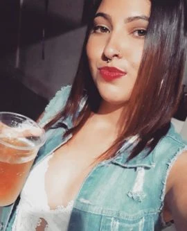 Núbia Agugliari — 4 / 5