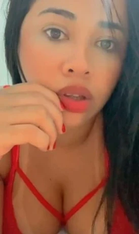 Julia Alves — 5 / 6