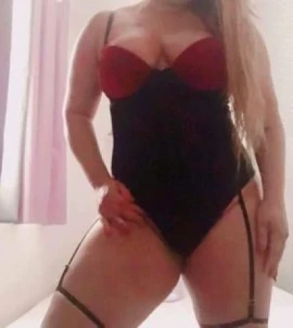 Gaby Sanches — 4 / 5