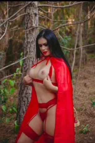 Ravena Miller — 1 / 5