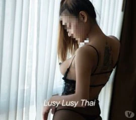 Female Escort — 4 / 5