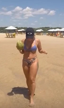 Bárbara Castro — 6 / 7