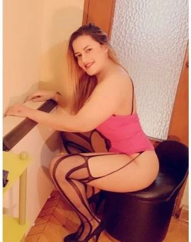 Female Escort — 2 / 5