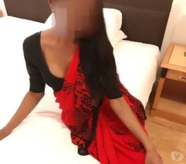 Female Escort — 3 / 6
