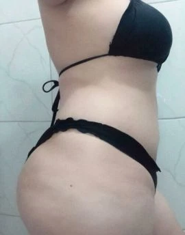 Gaby Martins — 2 / 5