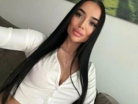 Rianna — 5 / 8