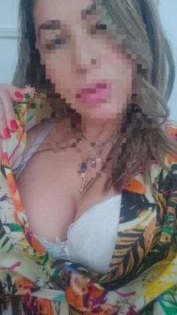 Isabela Lima — 4 / 5