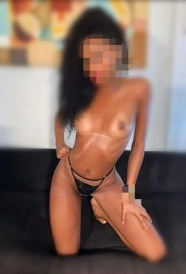 Mirela Santos — 4 / 5