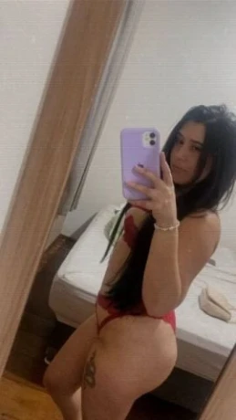 Beatriz Rocha — 4 / 5