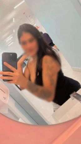 Maya Muniz — 2 / 5