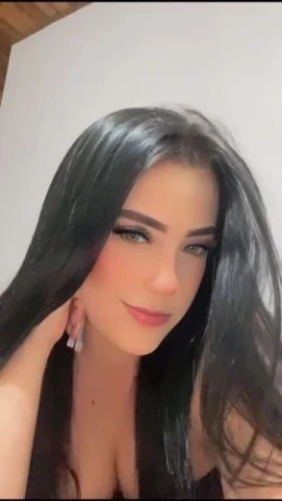 Carolina Ribeiro — 4 / 5