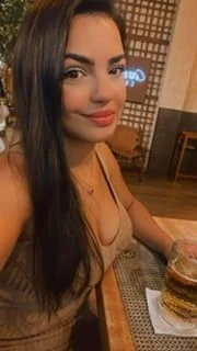 Ju Luna — 3 / 4