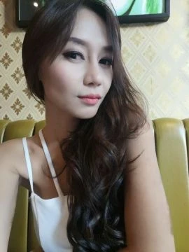 Jenny J — 4 / 9