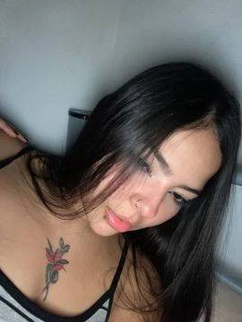 Susan — 2 / 4