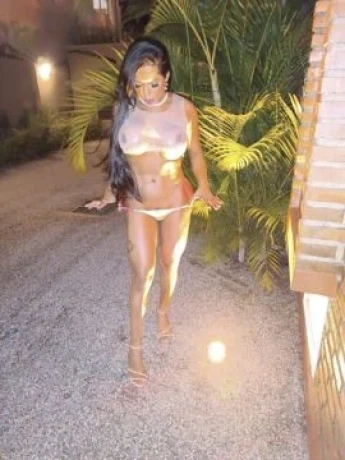 Serena Khalifa — 2 / 9