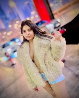 Pooja — 5 / 6