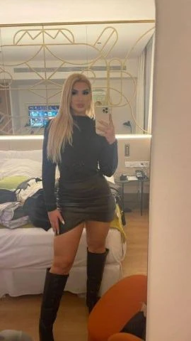 Karen — 2 / 6
