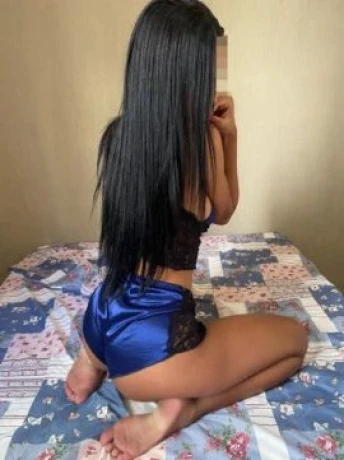 Milena Ferraz — 4 / 5