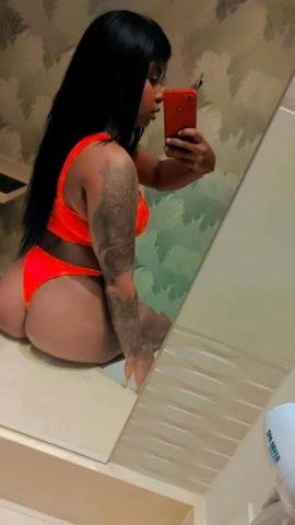 Maya Liz — 6 / 8