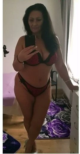 Female Escort — 2 / 7