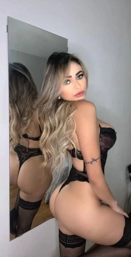 Amanda — 3 / 9