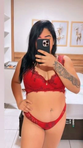 Bianca Álvaro — 3 / 4