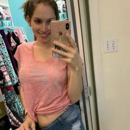 Larissa — 3 / 7