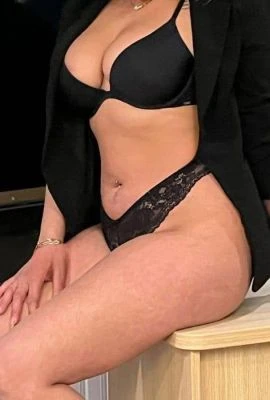 Naomi — 6 / 8