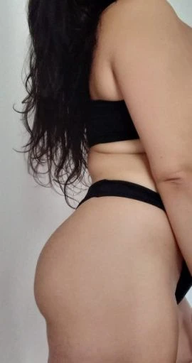 Bruna Santos — 4 / 9