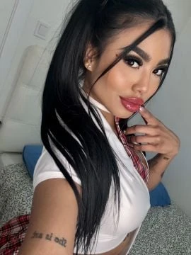 Martina — 4 / 9
