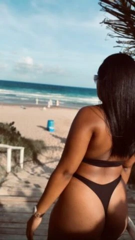 Renatinha Dantas — 4 / 5
