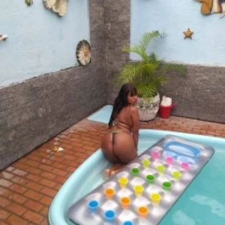 Renatinha Souza — 5 / 9