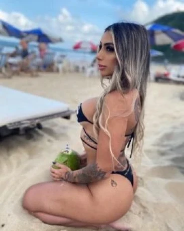 Júlia Müller — 2 / 9