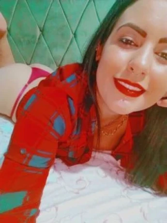 Bianca Oliver — 2 / 4