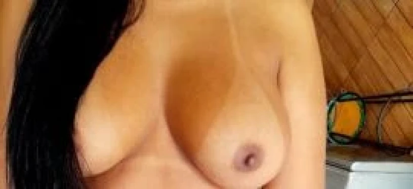 Nicolle Lopes — 1 / 4