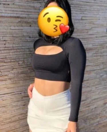 Larissa Prata — 2 / 8