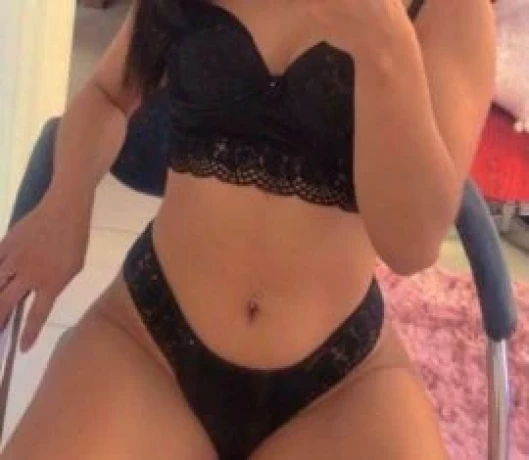 Camila Souza — 4 / 5