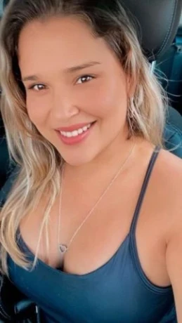 Nanda Almeida — 4 / 8