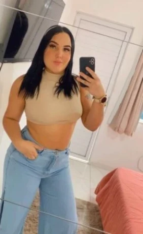Mirela Antunes — 3 / 4