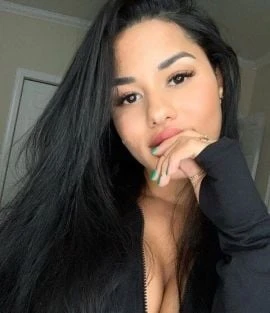 Laurianne — 8 / 9
