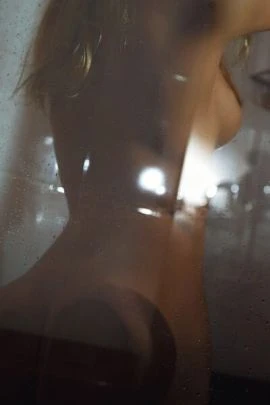 Naomi — 3 / 9