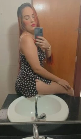 Bruna Ferrari — 4 / 5